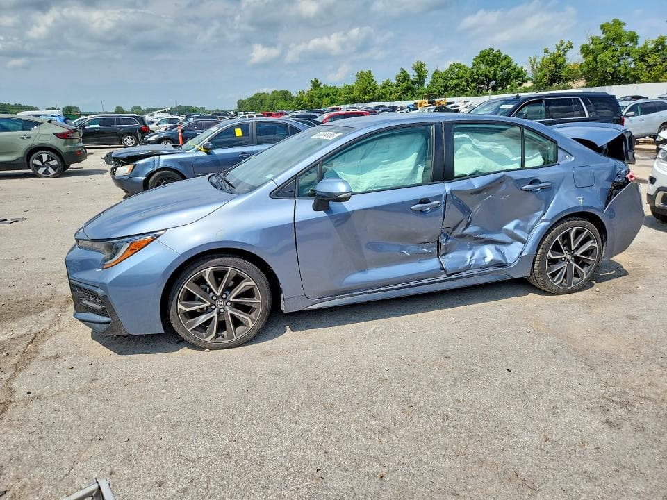 2022 TOYOTA COROLLA SE - 1