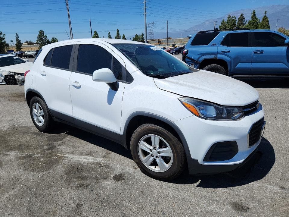 2020 CHEVROLET TRAX LS 4