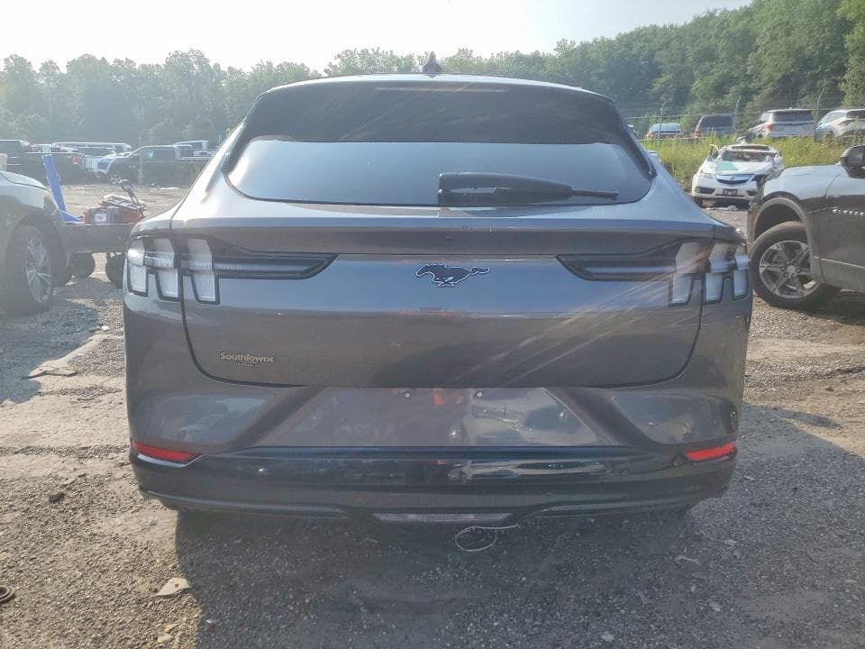 2021 FORD MUSTANG MACH-E PREMIUM 6