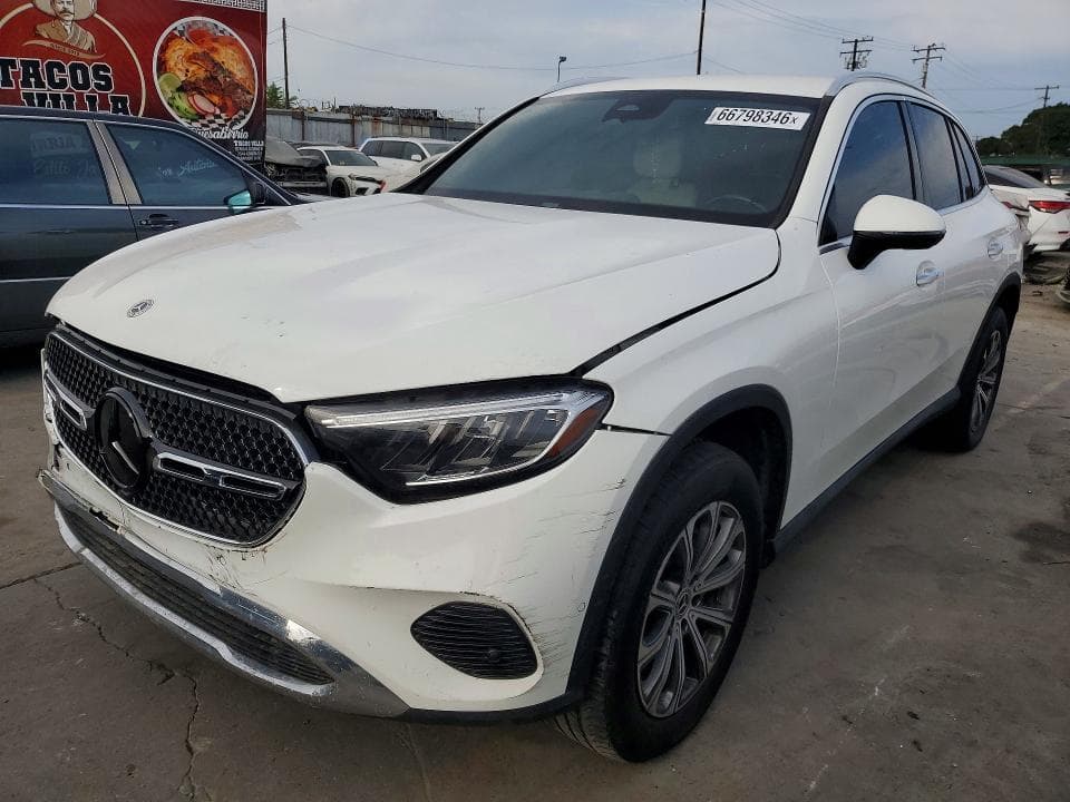 2023 MERCEDES-BENZ GLC 300