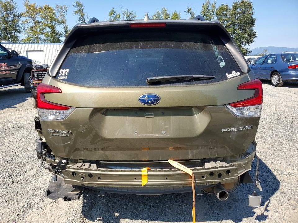 2023 SUBARU FORESTER LIMITED 6