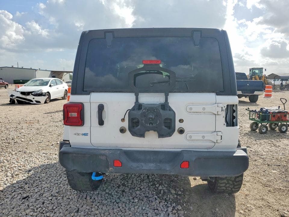 2023 JEEP WRANGLER 6