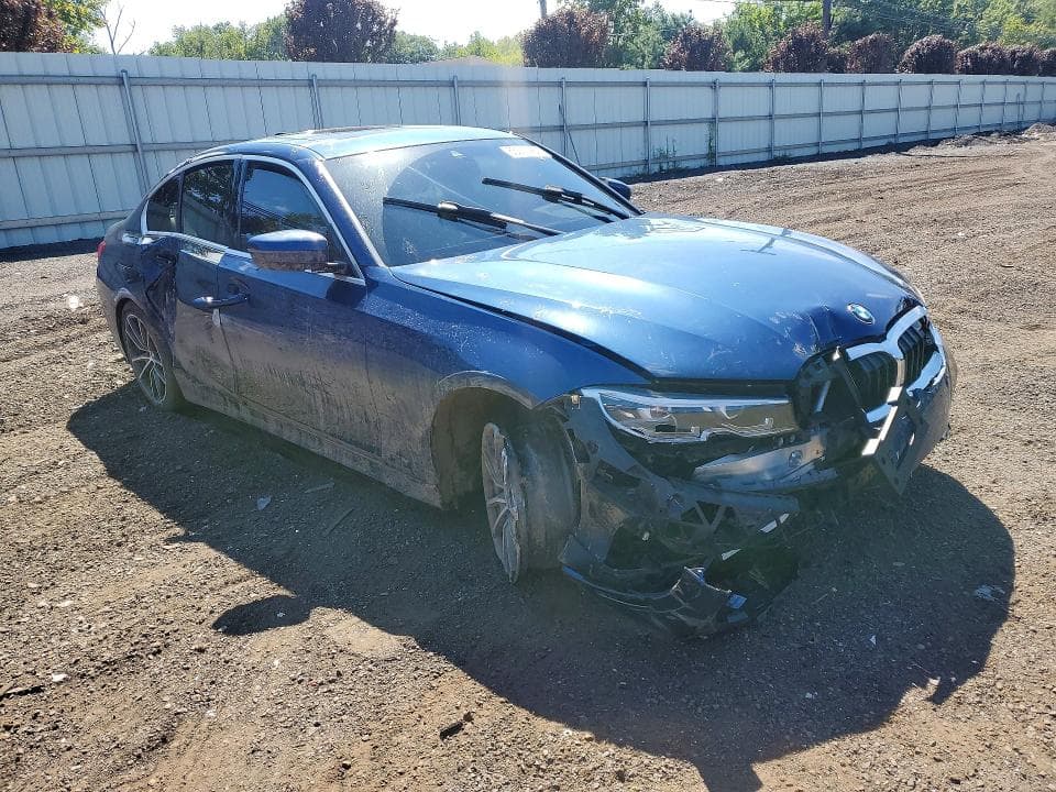 2021 BMW 330XI 4