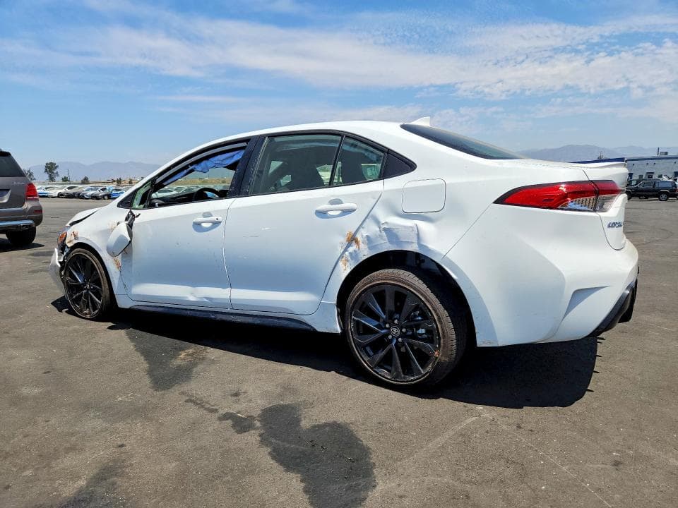 2026 TOYOTA COROLLA SE 2