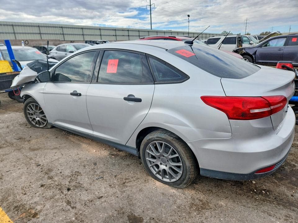 2017 FORD FOCUS S 2