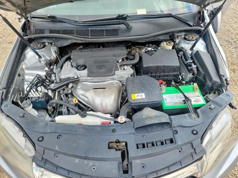 2017 TOYOTA CAMRY SE 11