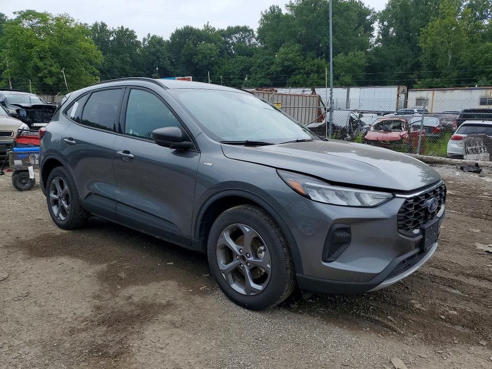 2025 FORD ESCAPE ST LINE 4