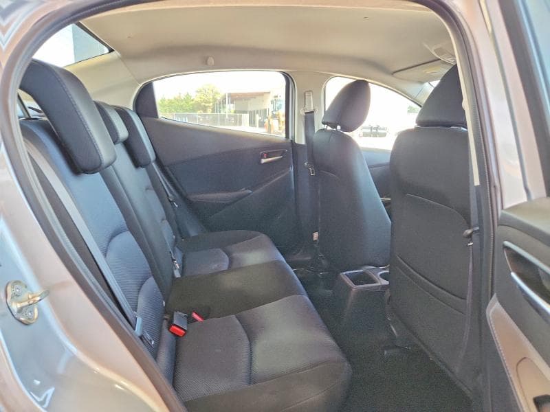 2017 TOYOTA YARIS IA BASE 10