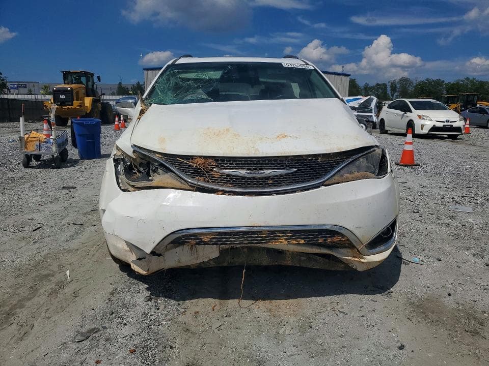 2020 CHRYSLER PACIFICA LIMITED 5