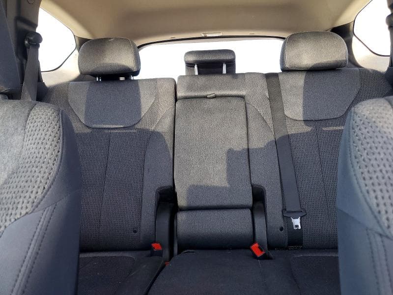 2021 HYUNDAI SANTA FE SE 10
