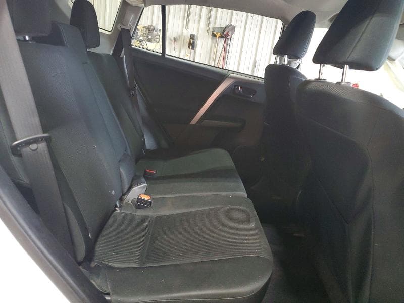 2018 TOYOTA RAV4 LE 10