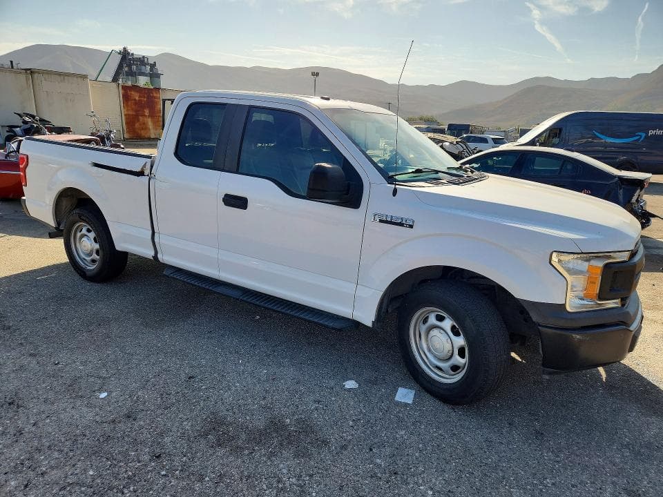 2018 FORD F150 SUPER CAB 4