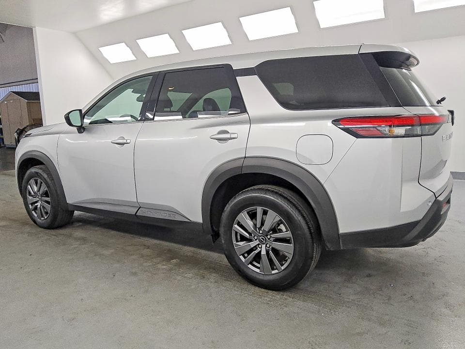 2025 NISSAN PATHFINDER S 2