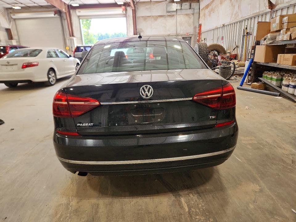 2017 VOLKSWAGEN PASSAT S 6