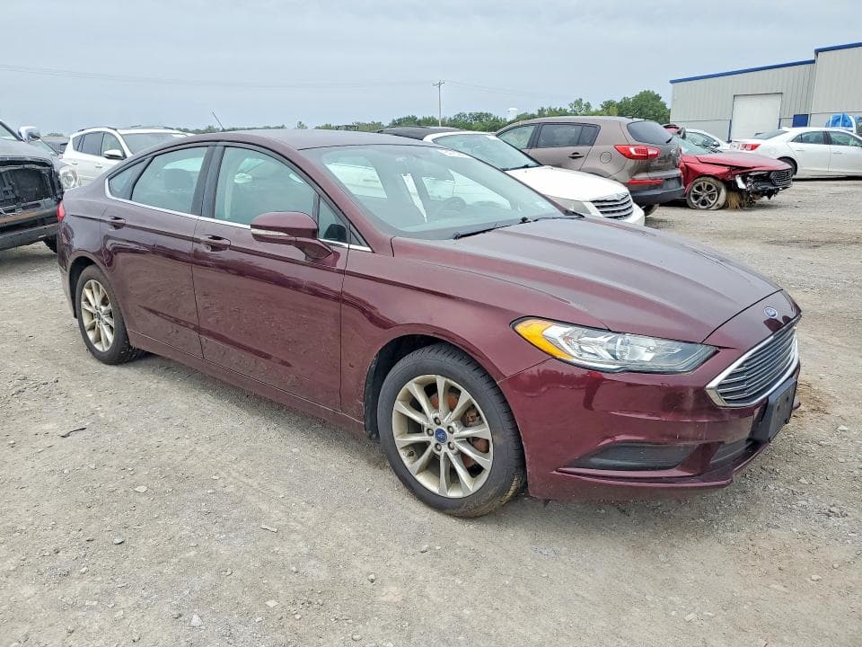 2017 FORD FUSION SE 4