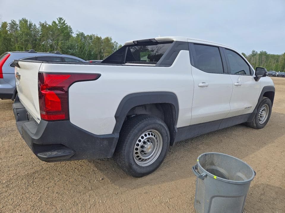 2025 CHEVROLET SILVERADO 3