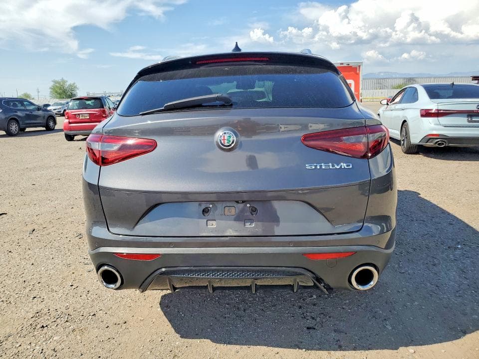 2018 ALFA ROMEO STELVIO TI 6