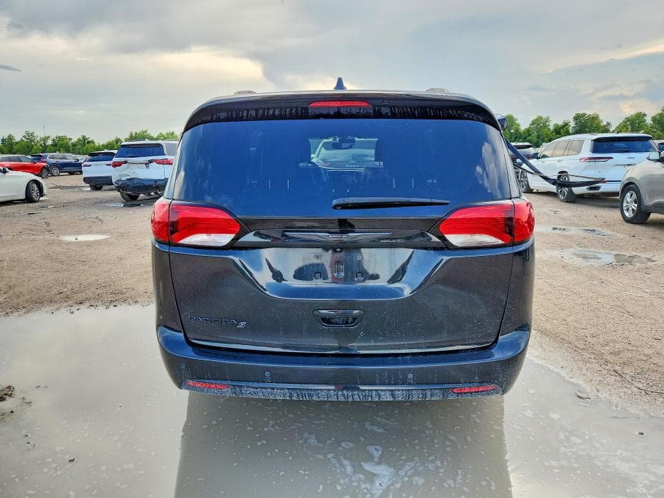 2020 CHRYSLER PACIFICA TOURING L 6