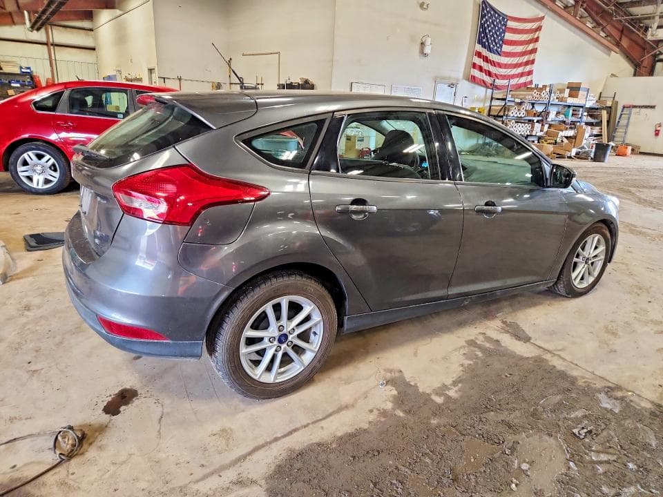 2017 FORD FOCUS SE 3