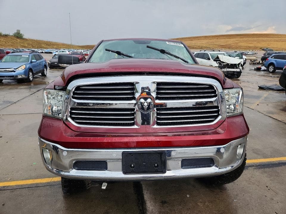 2019 RAM 1500 CLASSIC SLT 5