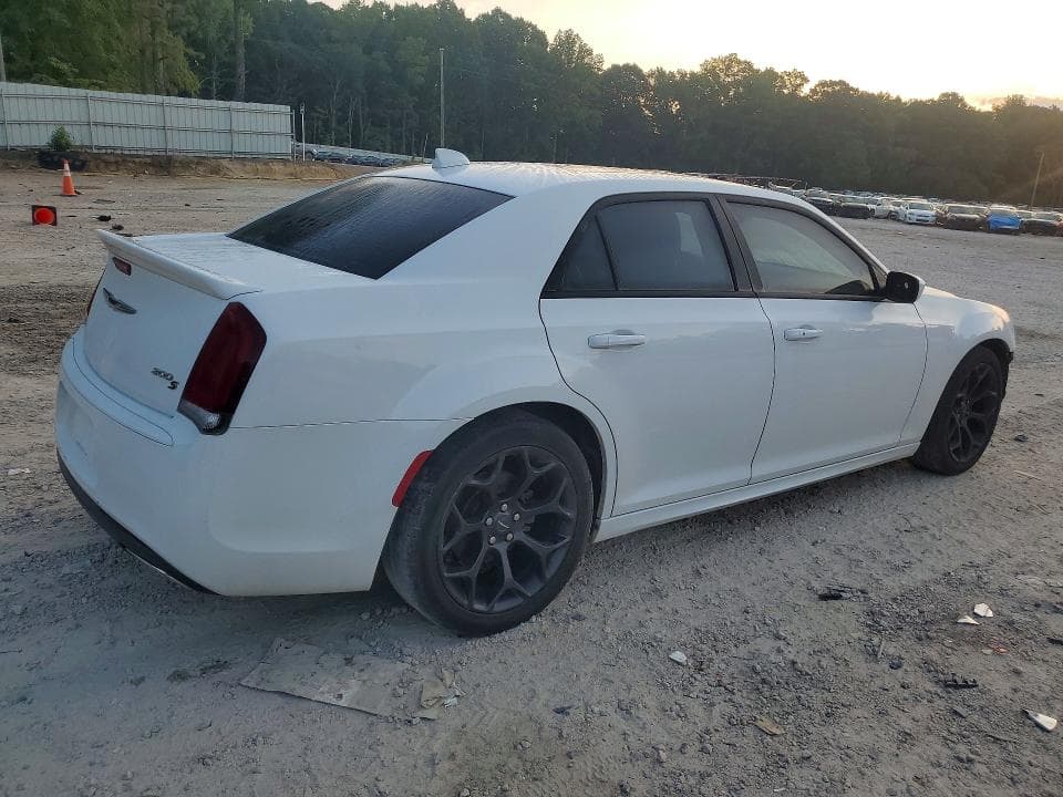 2020 CHRYSLER 300 S 3
