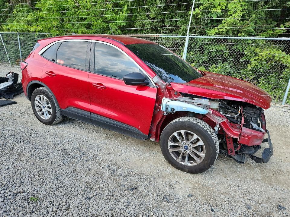 2022 FORD ESCAPE SE 4