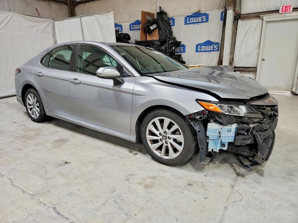 2021 TOYOTA CAMRY LE 4