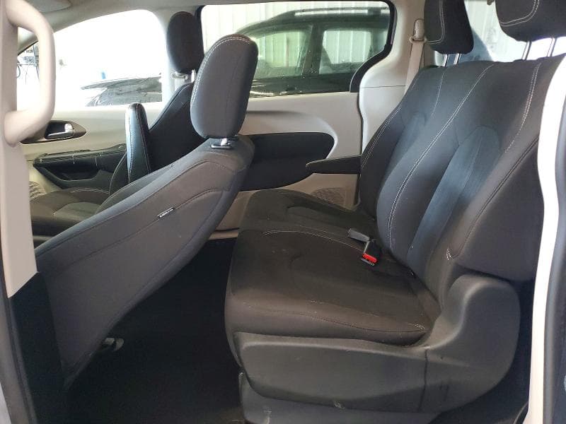 2021 CHRYSLER VOYAGER L 11