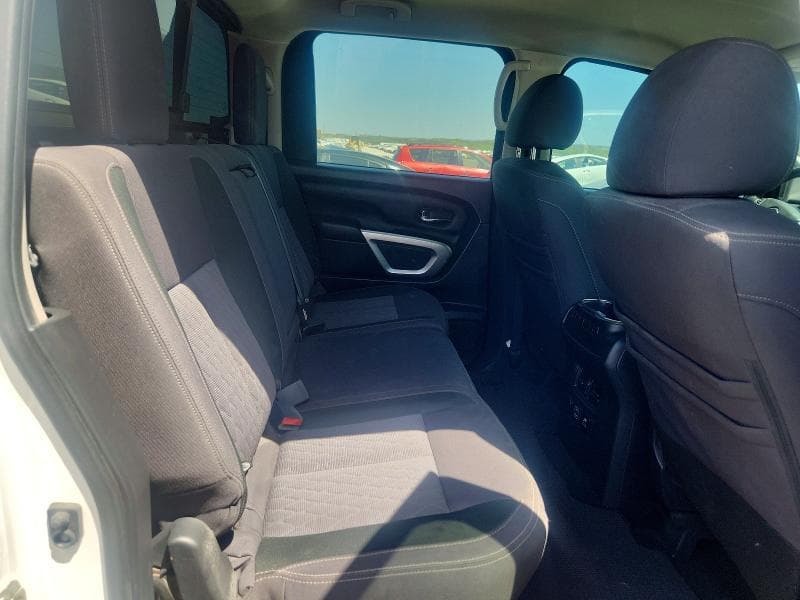 2020 NISSAN TITAN SV 10