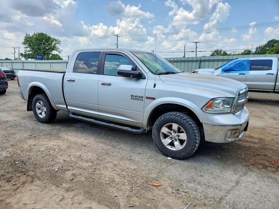 2018 RAM 1500 LARAMIE 4