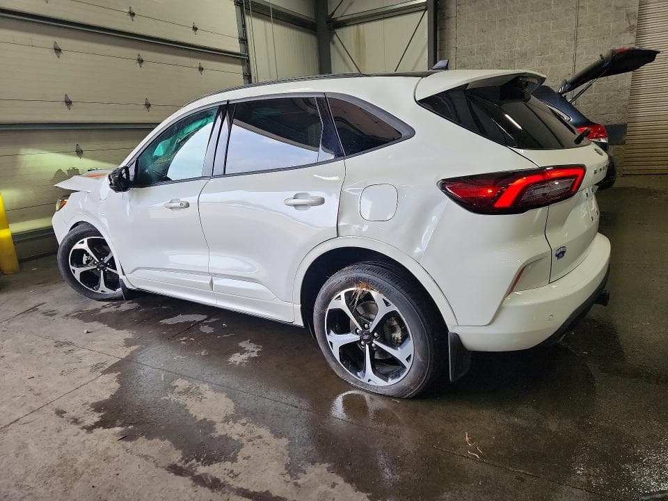 2025 FORD ESCAPE ST LINE ELITE 2