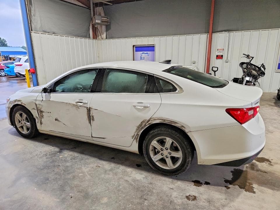 2023 CHEVROLET MALIBU LS 2