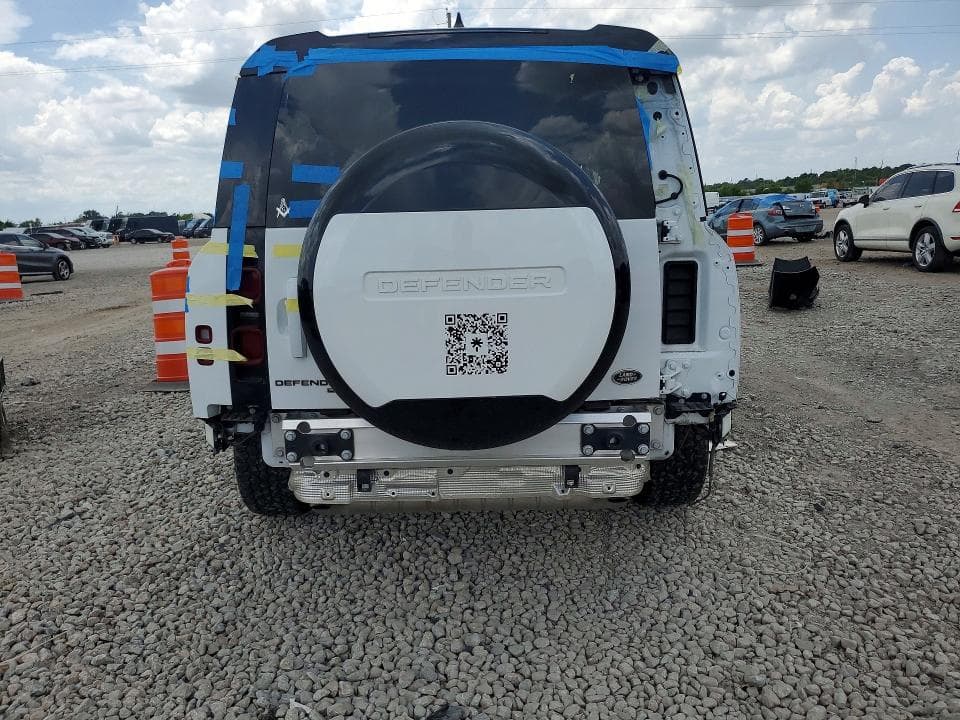 2023 LAND ROVER DEFENDER 130 SE 6
