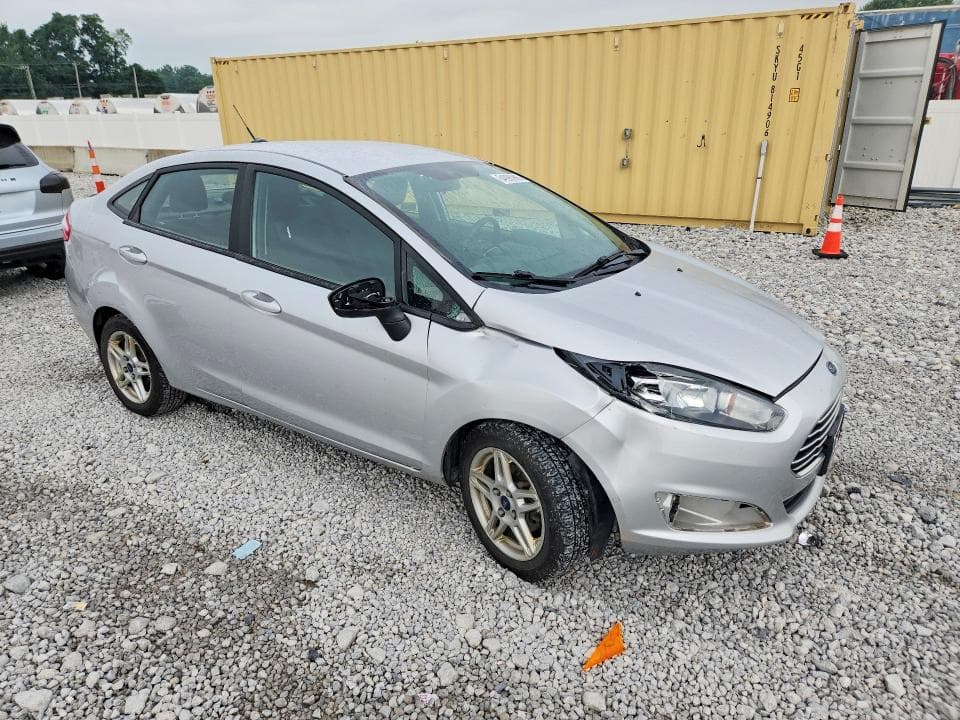 2018 FORD FIESTA SE 4