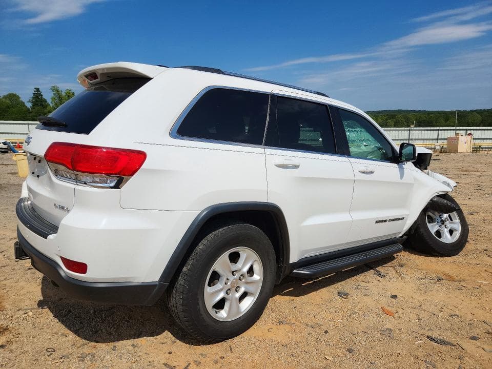 2017 JEEP GRAND CHEROKEE LAREDO 3