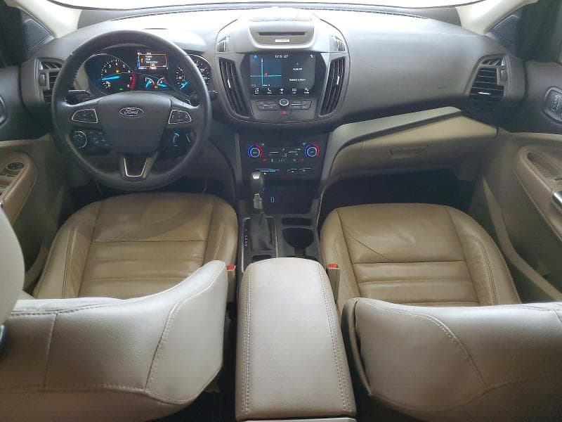 2017 FORD ESCAPE SE 8