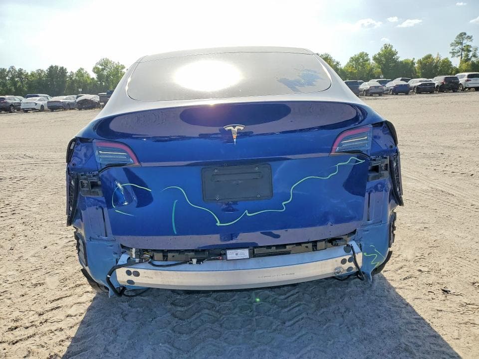 2023 TESLA MODEL Y 6