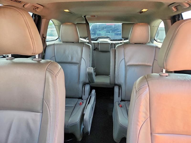 2019 TOYOTA HIGHLANDER XLE 10