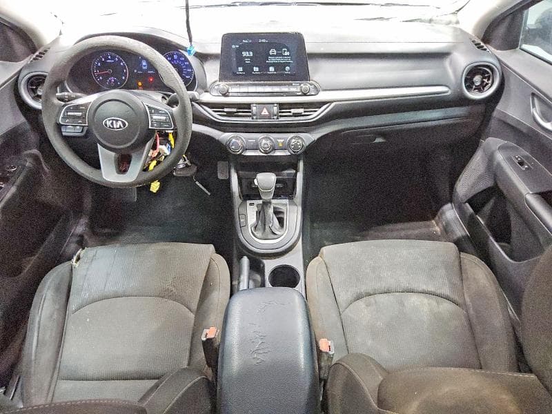 2021 KIA FORTE FE 8