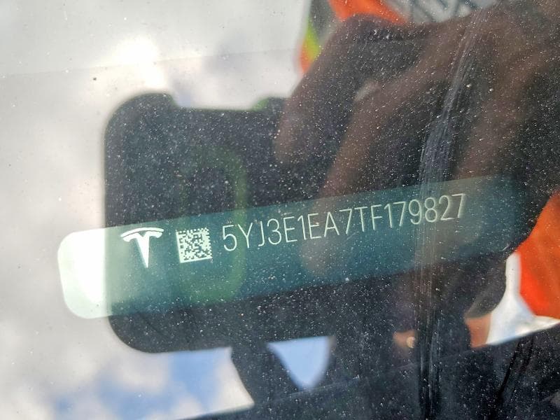 2026 TESLA MODEL 3 12