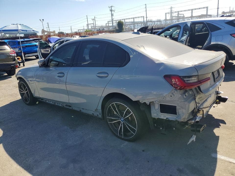2023 BMW 330E 2