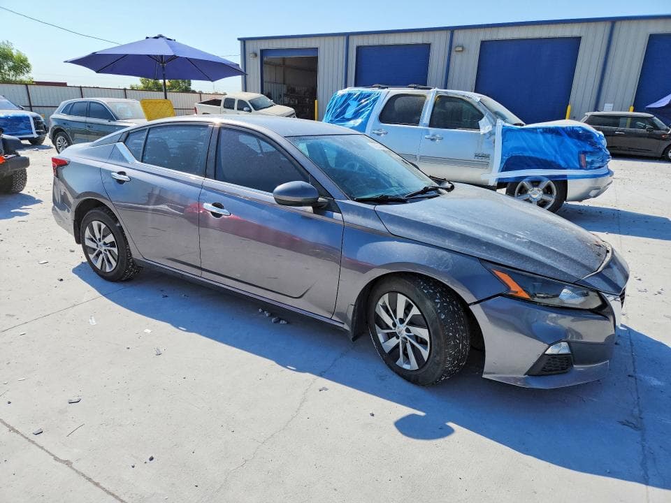 2022 NISSAN ALTIMA S 4