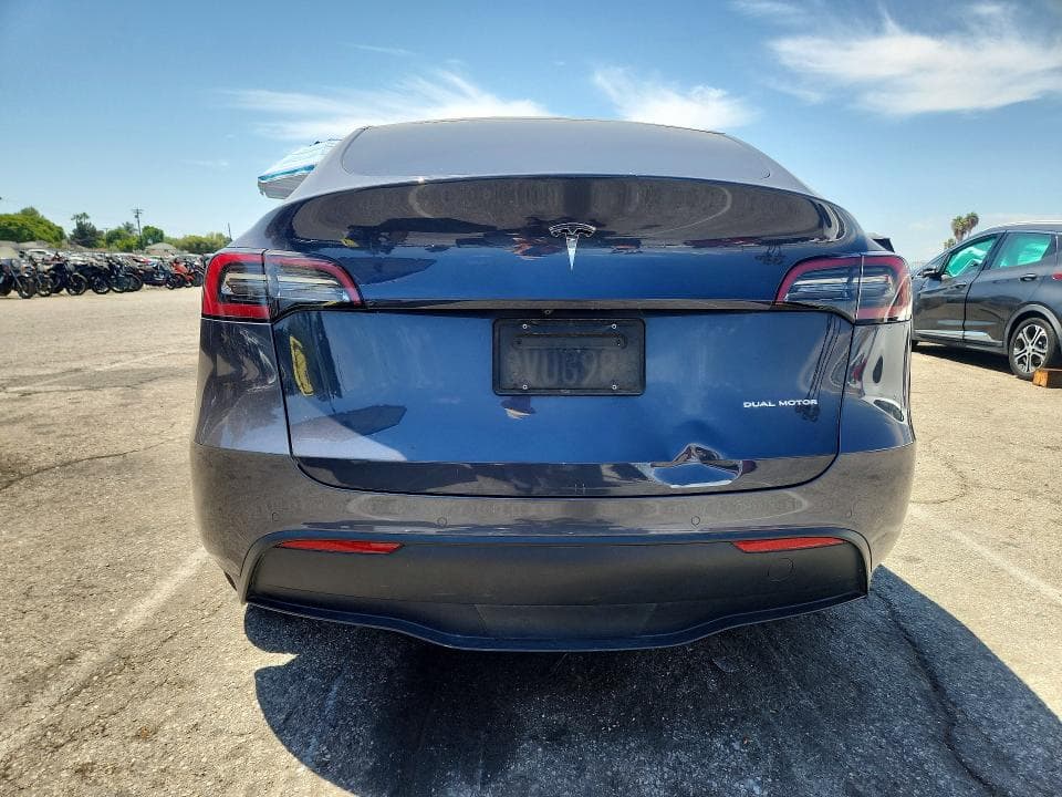2022 TESLA MODEL Y 6