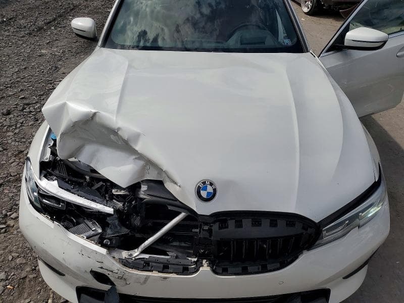 2021 BMW 330XI 11
