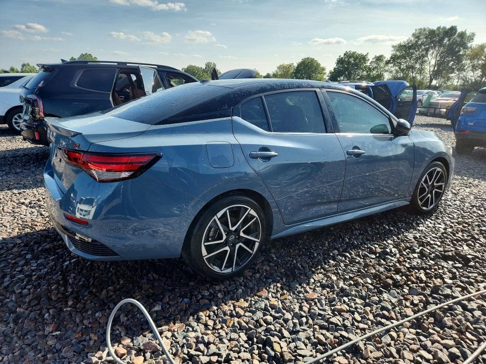 2025 NISSAN SENTRA SR 3