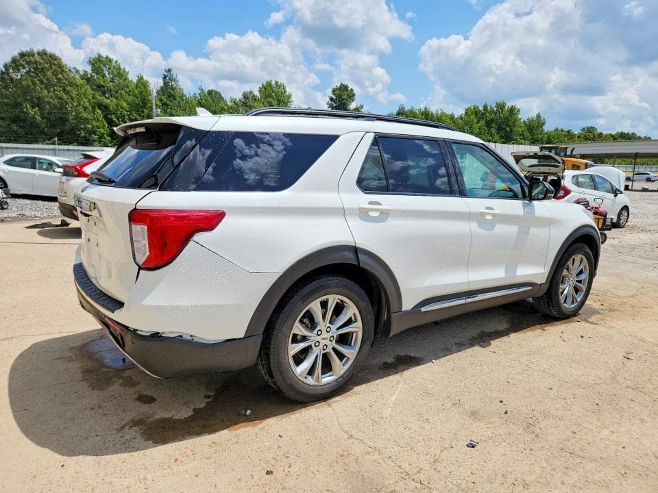 2024 FORD EXPLORER XLT 3