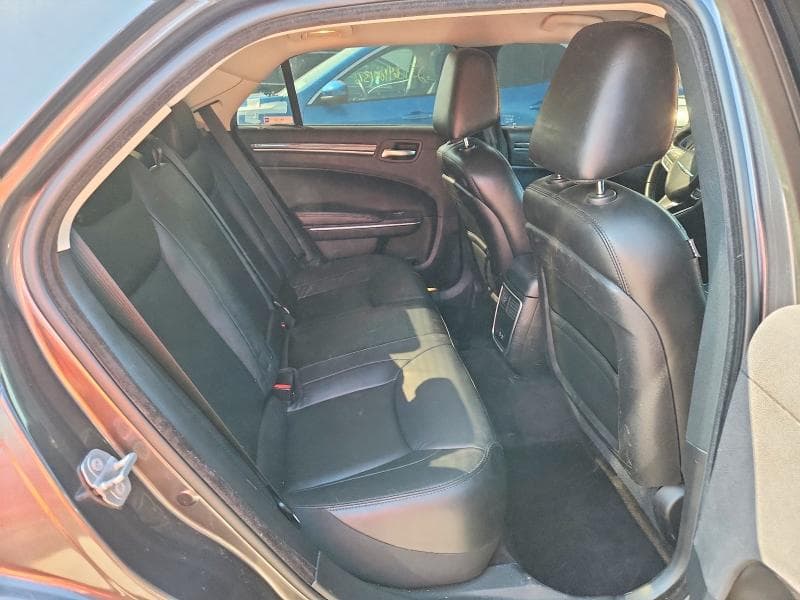 2018 CHRYSLER 300 TOURING 10