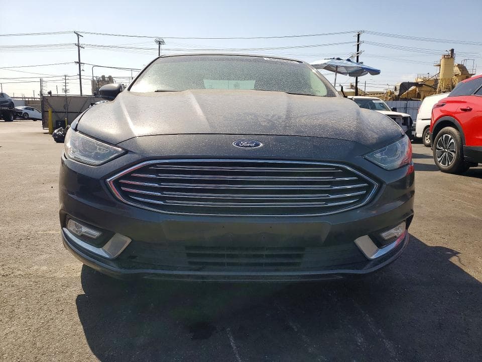 2017 FORD FUSION SE 5