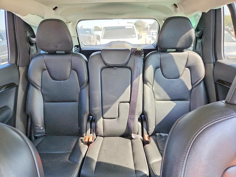 2018 VOLVO XC90 T5 10