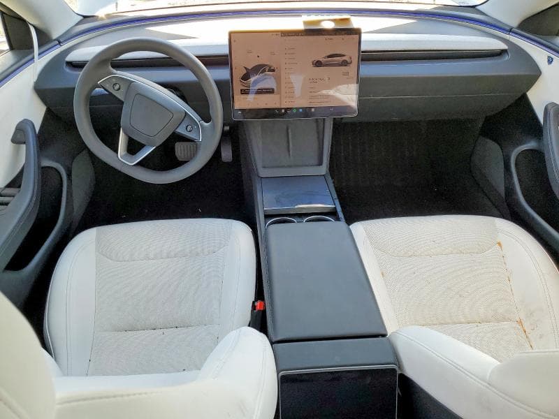 2026 TESLA MODEL 3 8